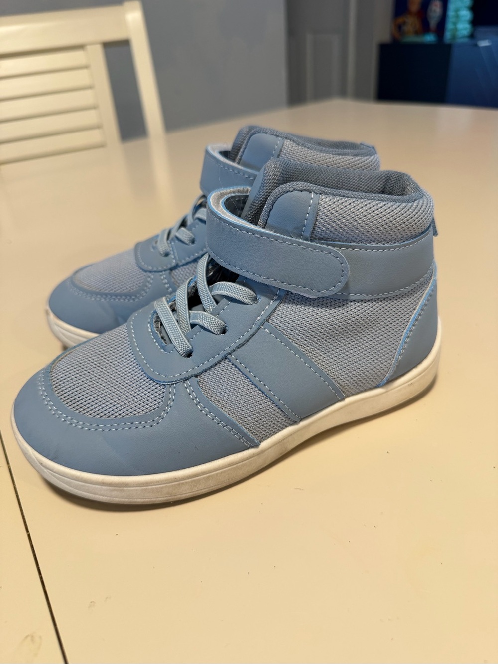 Light Blue Kids High-Top wrestling shoes size 13